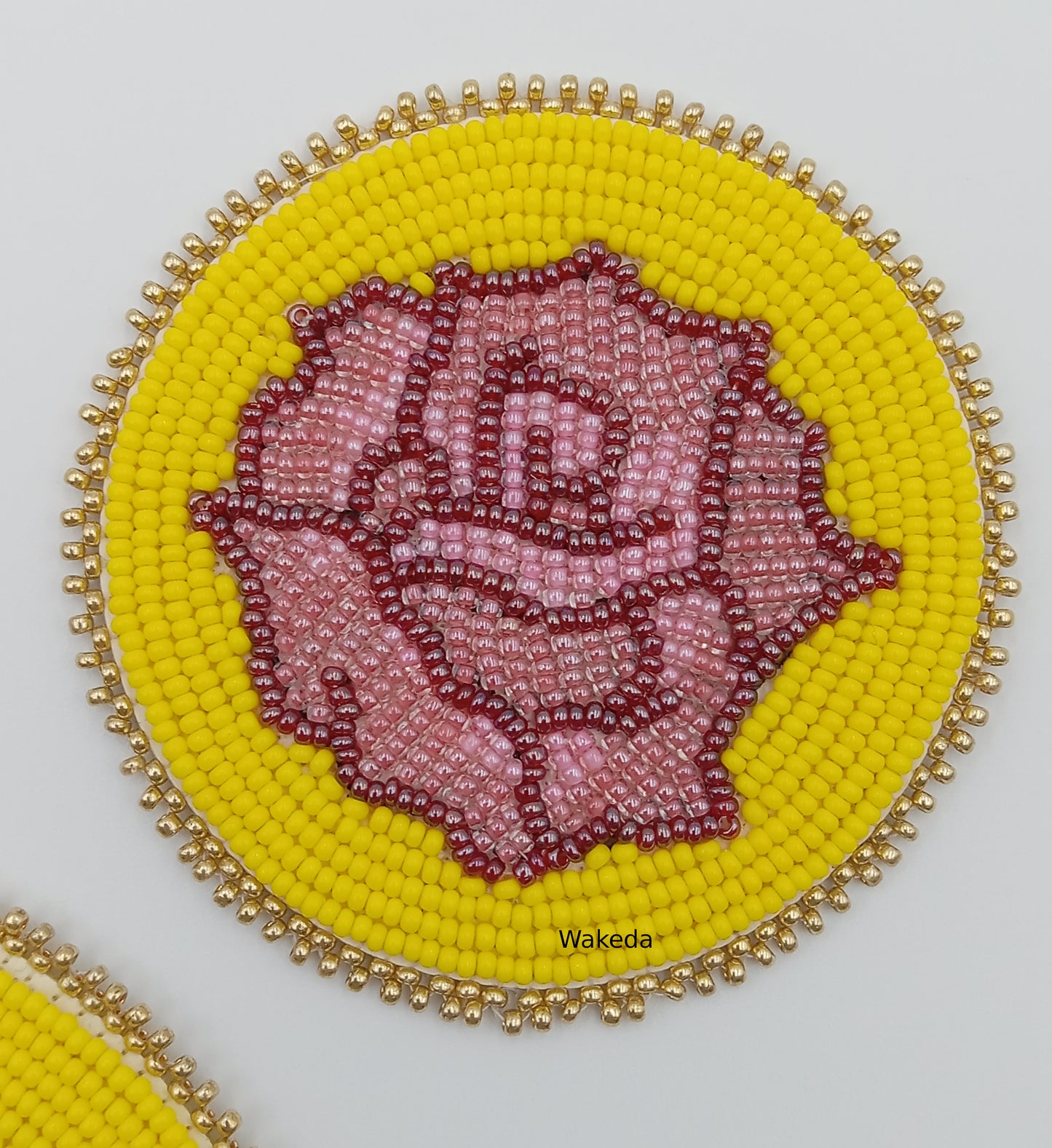 Beaded Rose Medallion Set - Mauve on Yellow