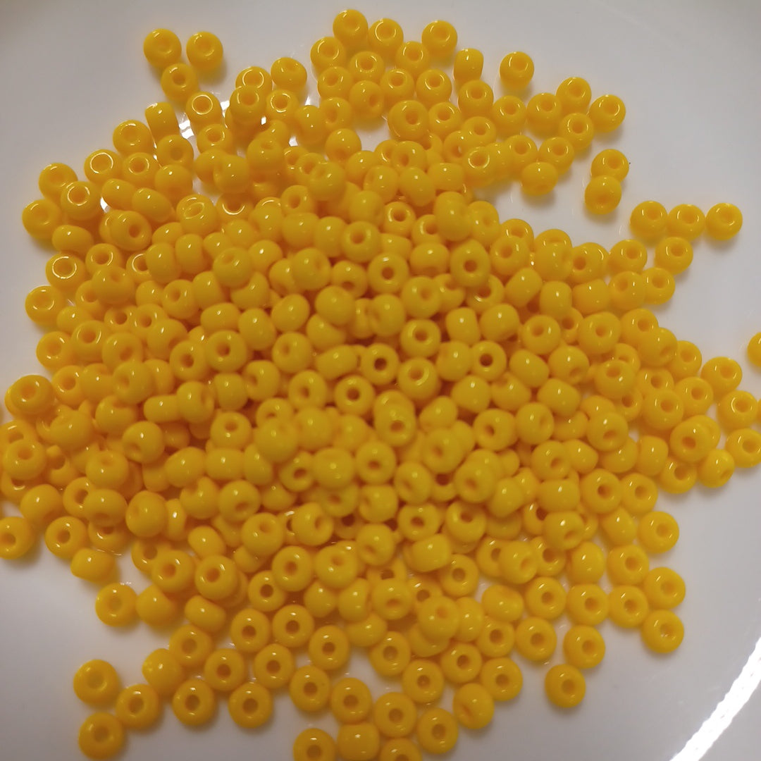 6/0 Pony Beads - Opaque Golden Yellow