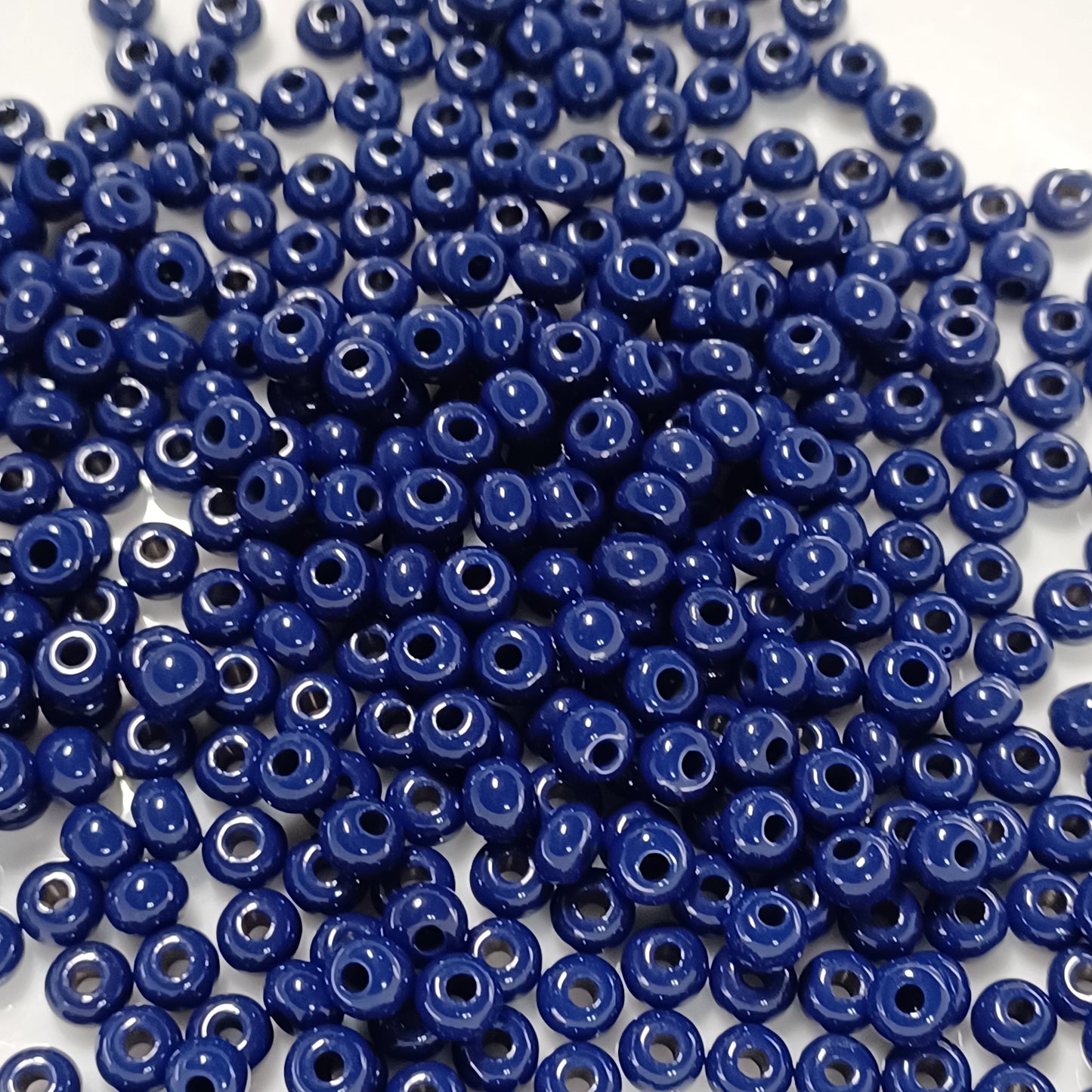 6/0 Pony Beads - Opaque Navy Blue