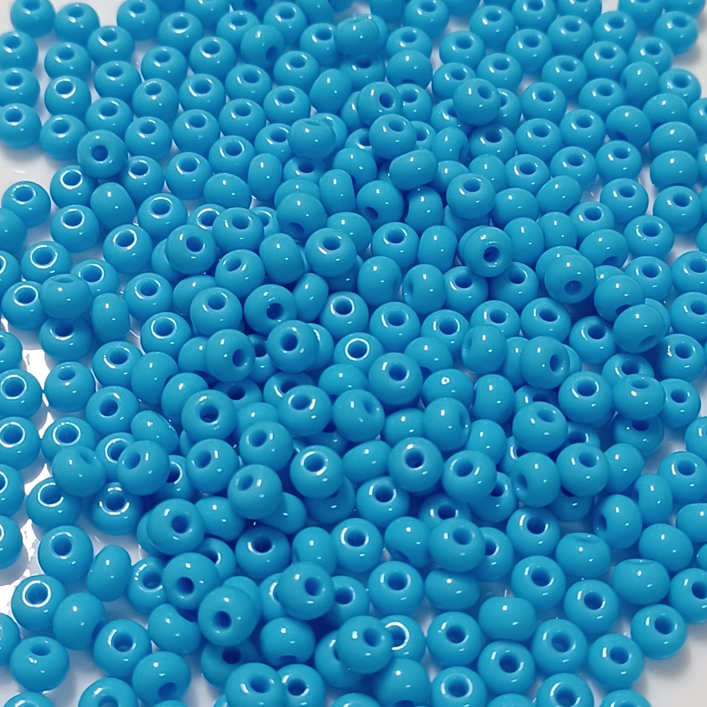 6/0 Pony Beads - Opaque Lt Blue