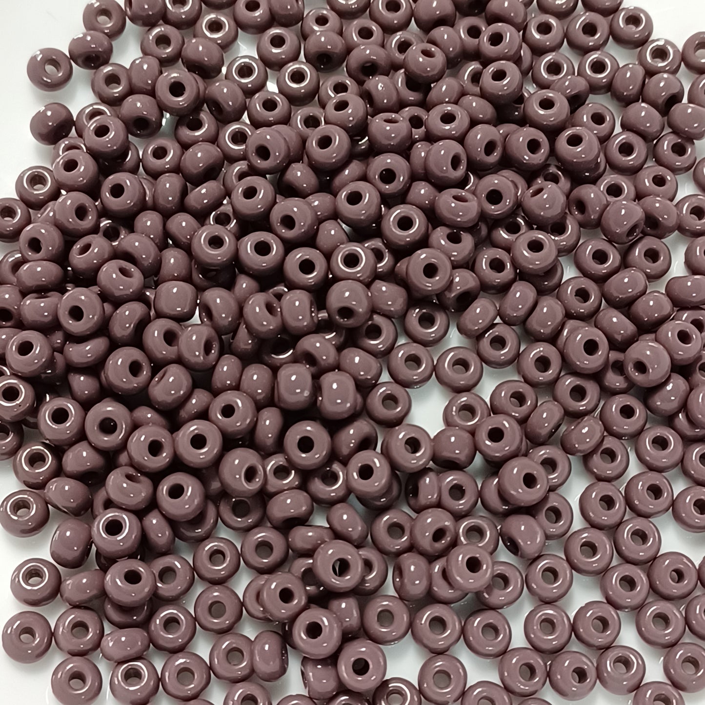 6/0 Pony Beads - Opaque Dk Purple